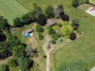 Chalet avec dépendances sur 25 682 m2 de terrain dont 7 415 m2 CONSTRUCTIBLES   proche Pouilly-en-Auxois — photo 2