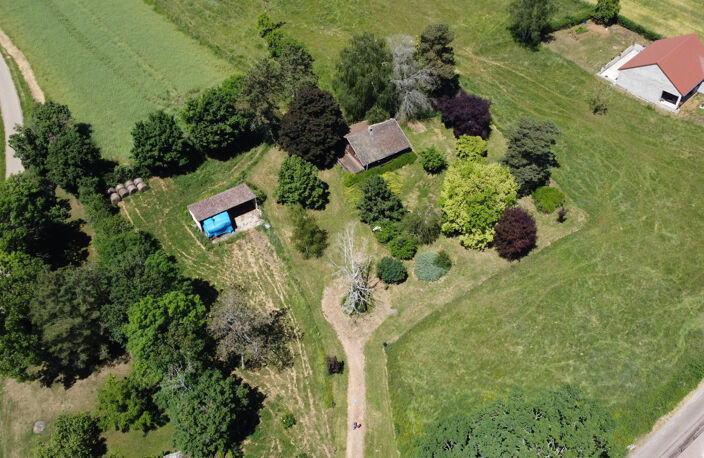 Chalet avec dépendances sur 25 682 m2 de terrain dont 7 415 m2 CONSTRUCTIBLES   proche Pouilly-en-Auxois — photo 2