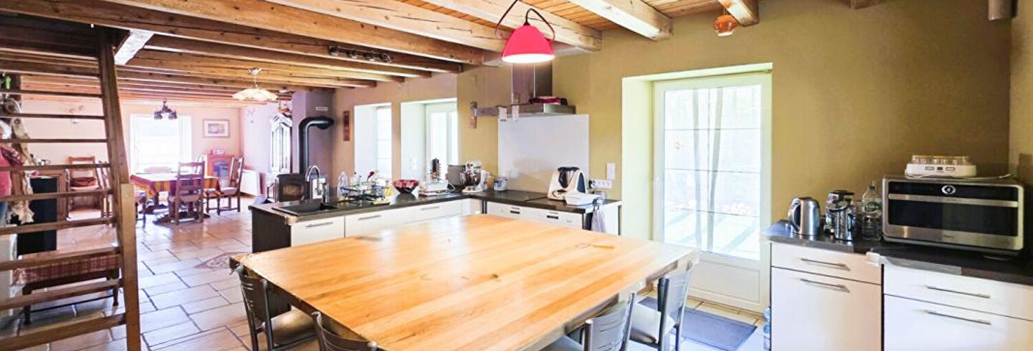 Maison 6 Pièces 173 m² à vendre à Fresse (70270)