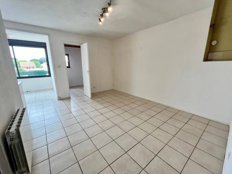 Bel appartement avec parking idéalement situé — photo 1