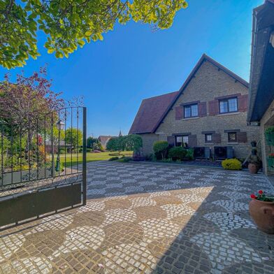 Maison 8 pièces 553850 €