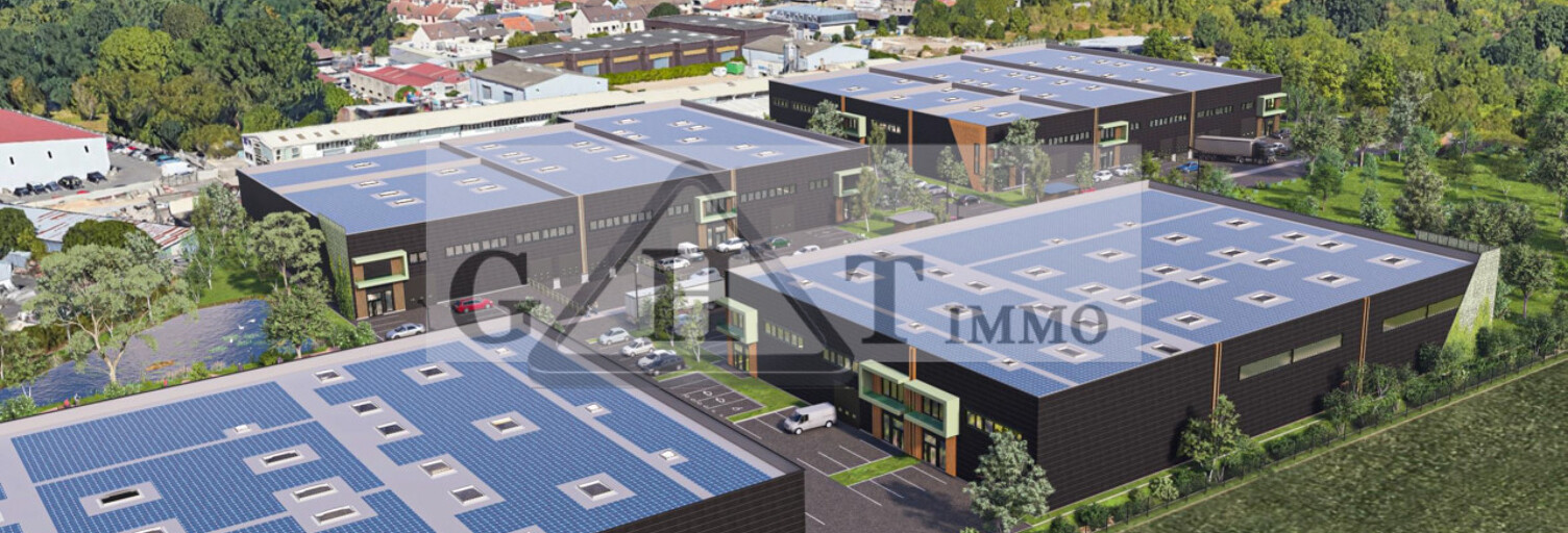 Local industriel  1839 m² à louer à La Queue-en-Brie (94510)