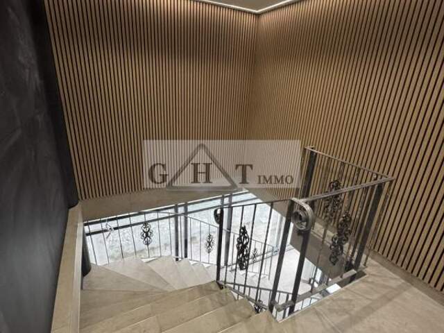 BUREAUX REFAIT A NEUF A LOUER MAISONS ALFORT — photo du bien
