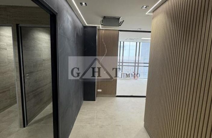 BUREAUX REFAIT A NEUF A LOUER MAISONS ALFORT — photo 2