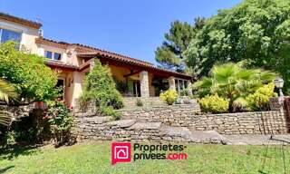 Maison 9 Pièces 210 m² à vendre à Uzès (30700)