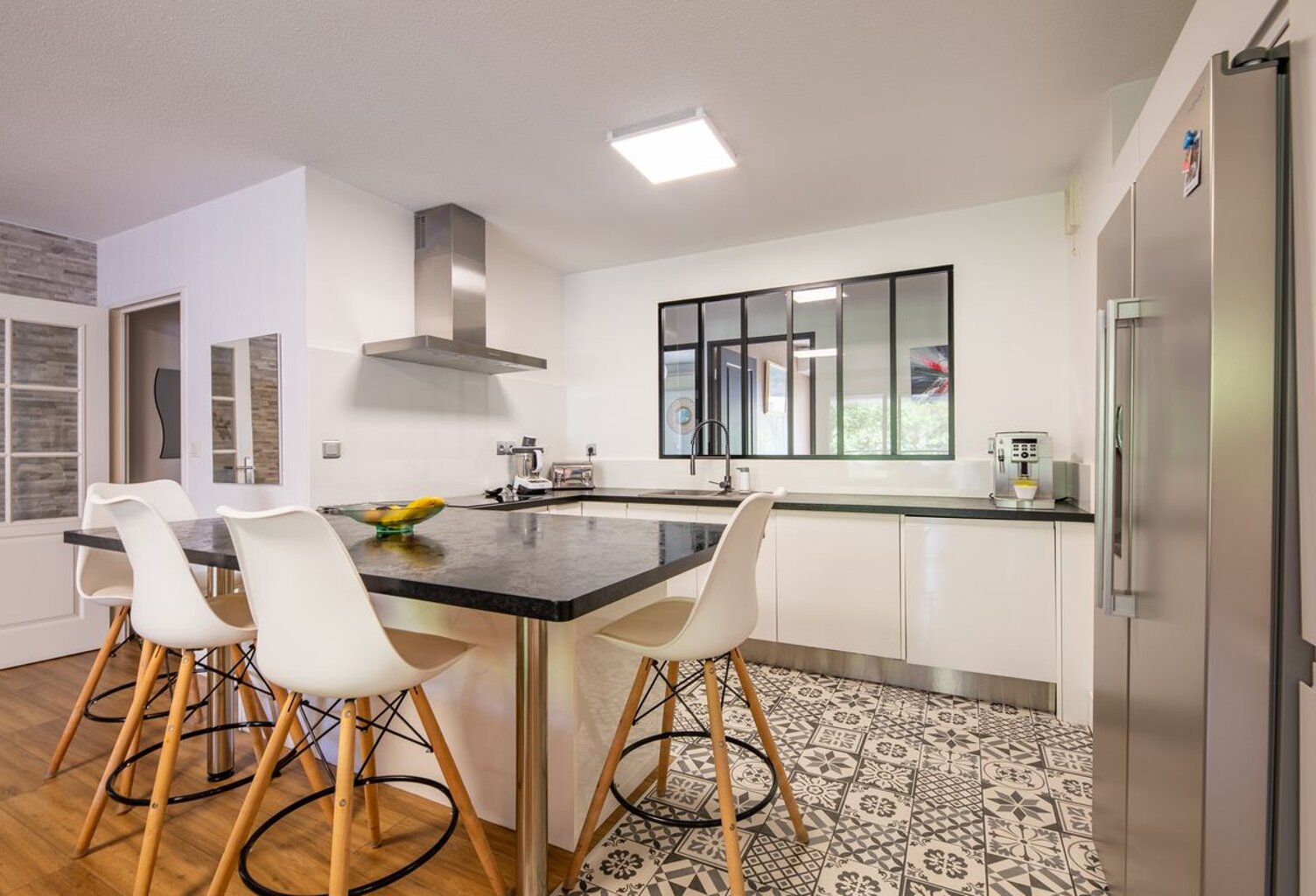 Saint Raphaël vaste appartement avec garage proche — photo 1