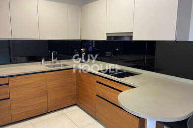 Appartement 4 pièces 220000 €