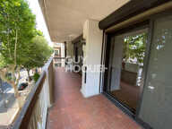 Spacieux T4, 100 M2  3 chambres,terrasses, piscine proche centre ville — photo 4