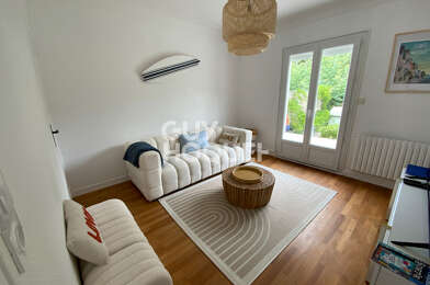 Maison 5 pièces 1300 €