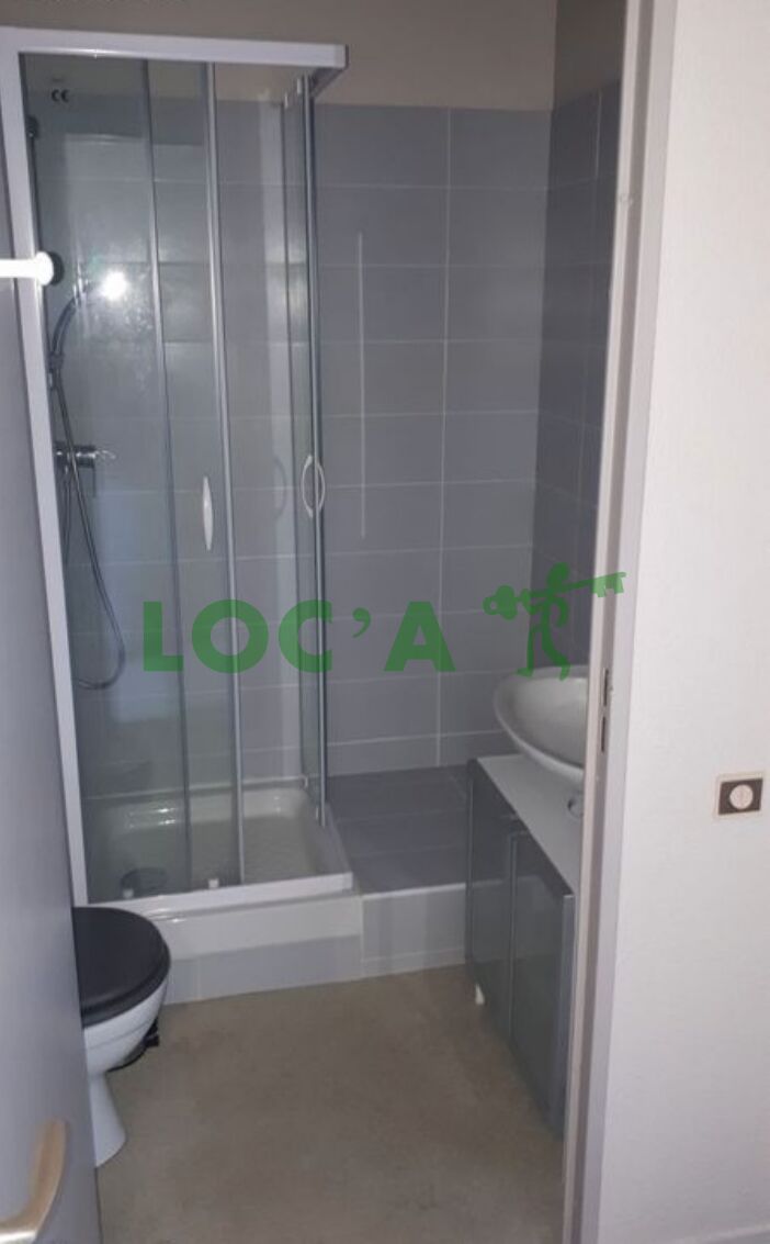 Location Studio 20 m² à Dijon 440 ¤ CC /mois