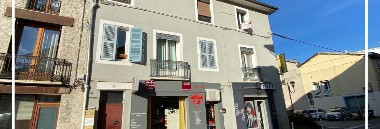 Immeuble  250 m² à vendre à Moirans (38430)