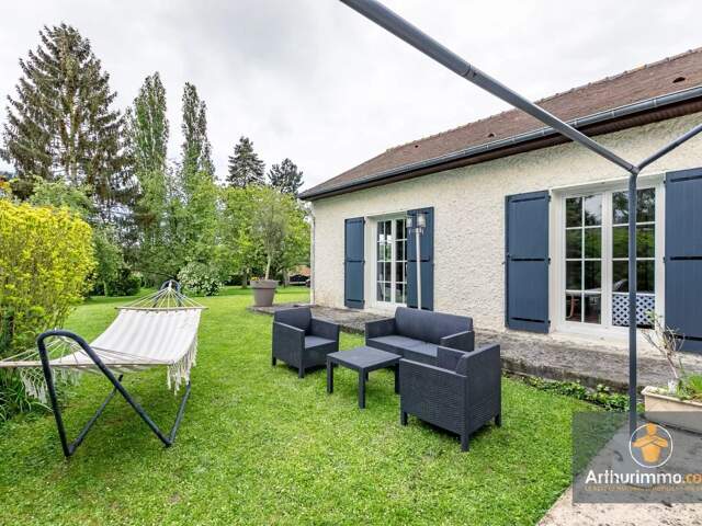 Maison 8 pièces 257 m² à Noyon — photo du bien