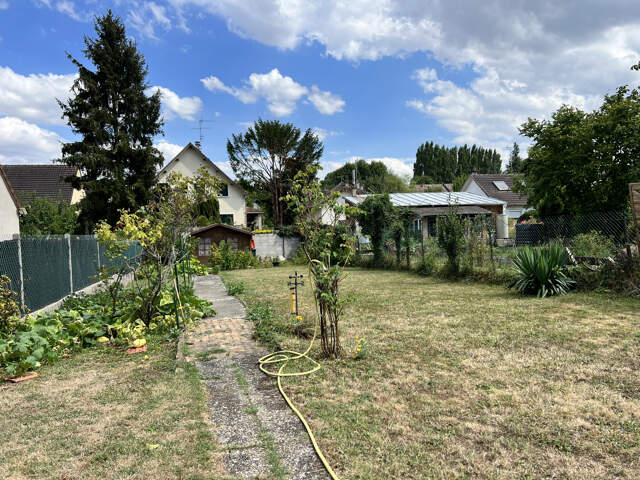 Terrain  VIABILISé de 337 m2 sarcelles village — photo du bien