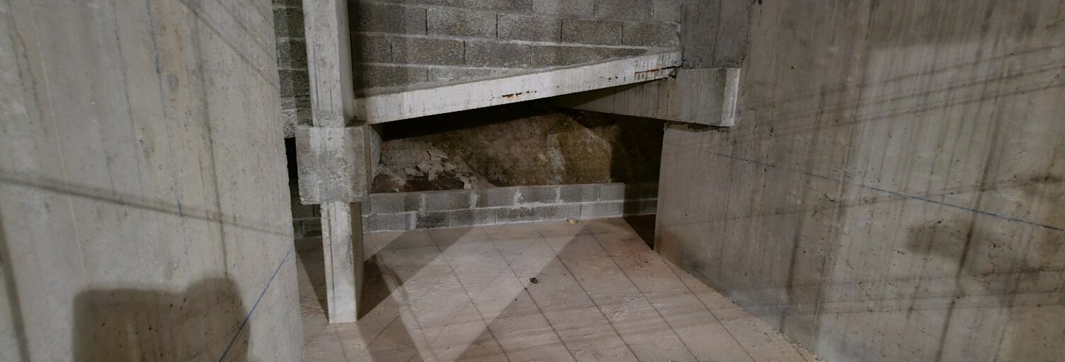 Commerce   m² à vendre à Perles-et-Castelet (09110)