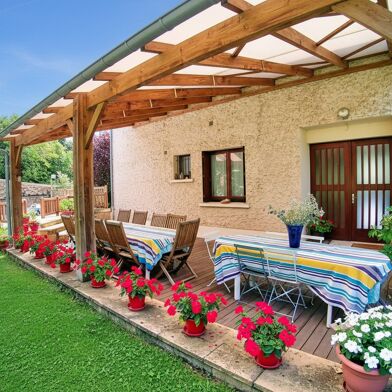 Maison 10 pièces 528900 €