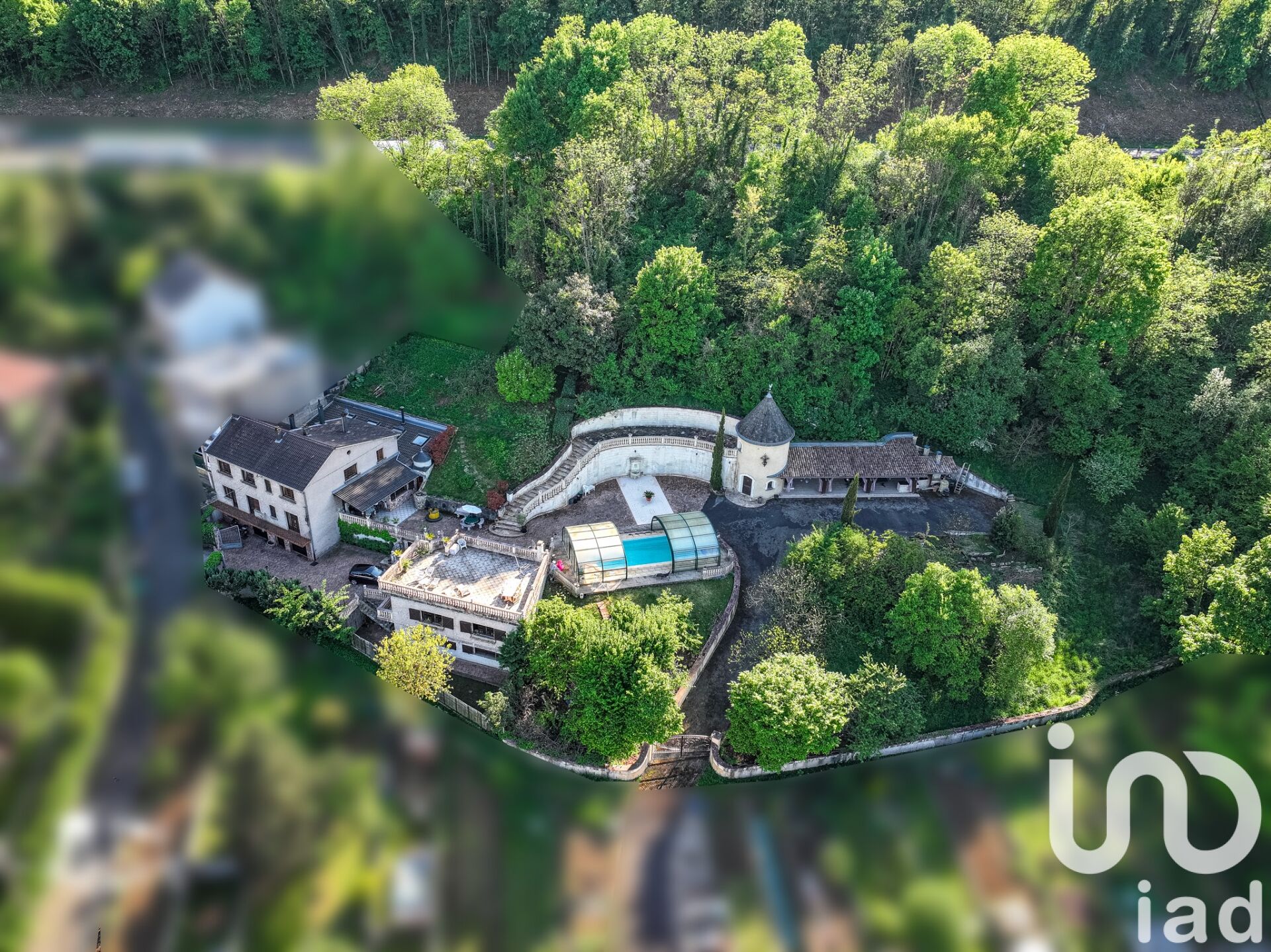 Hayange - 251m² - 8p. - 5ch.