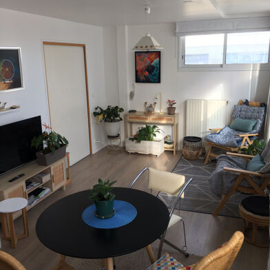 Appartement 5 pièces 221500 €