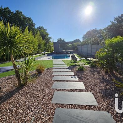 Maison 7 pièces 394000 €