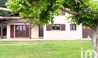 Maison 5 Pièces 109 m² à vendre à Saint-Pierre-d'Aurillac (33490)