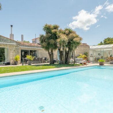 Maison 10 pièces 1236000 €