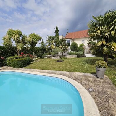 Maison 9 pièces 254000 €