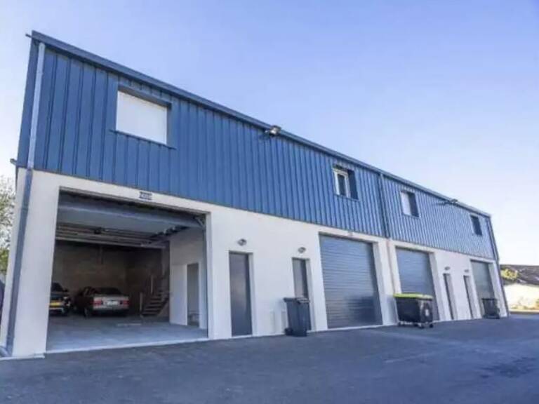 À louer  Local professionnel 100 m²  Ozoir-la-Ferrière — photo 1