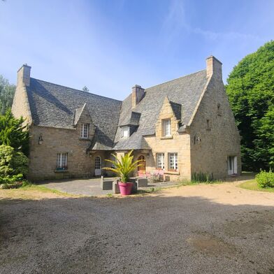 Maison 14 pièces 840000 €