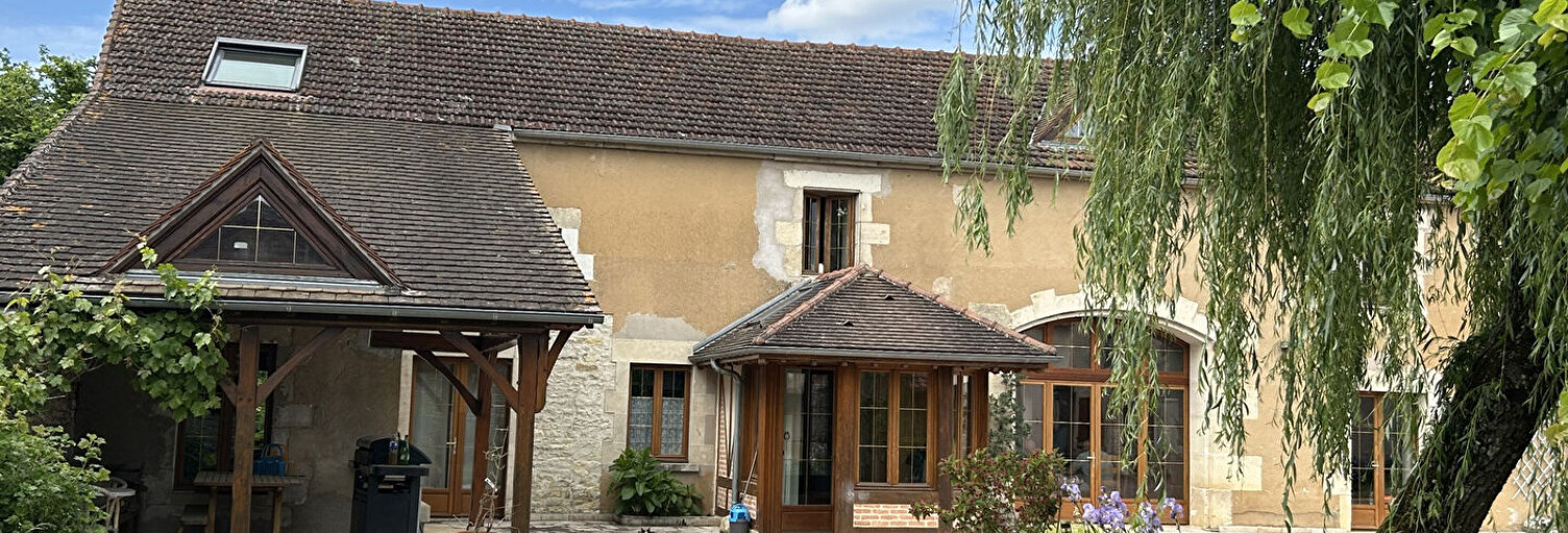 Maison 11 Pièces 255 m² à vendre à Précy-le-Sec (89440)