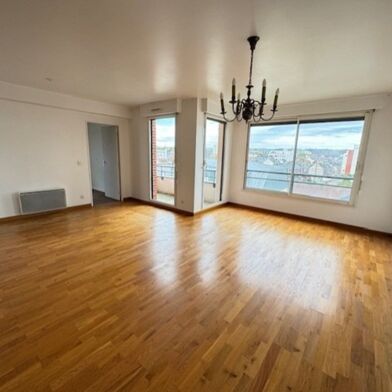 Appartement 5 pièces 220000 €