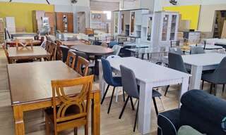 Commerce  242 m² à louer à Saint-Louis (97450)