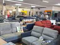 A LOUER - LOCAL DE 750 M² ENVIRON - SAINT-LOUIS - 16 900 € / mois HC* — photo 2