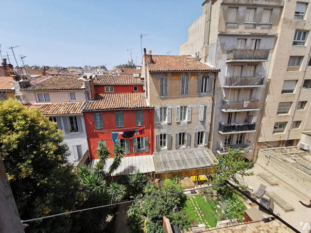 Appartement 2 pièces 32 m² à Marseille 6 — photo du bien