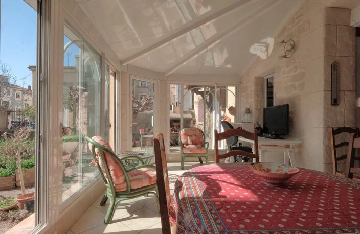 Maison vigneronne de 270 m2 +  200m2 de cour, à réinterpréter, idéale pour un projet résidentiel ou mixte — photo 3
