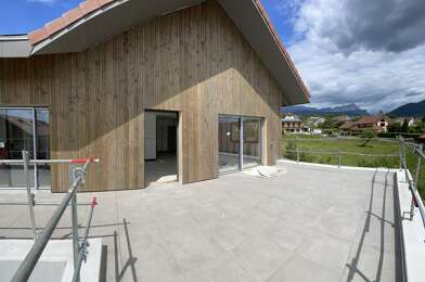 Appartement  880000 €