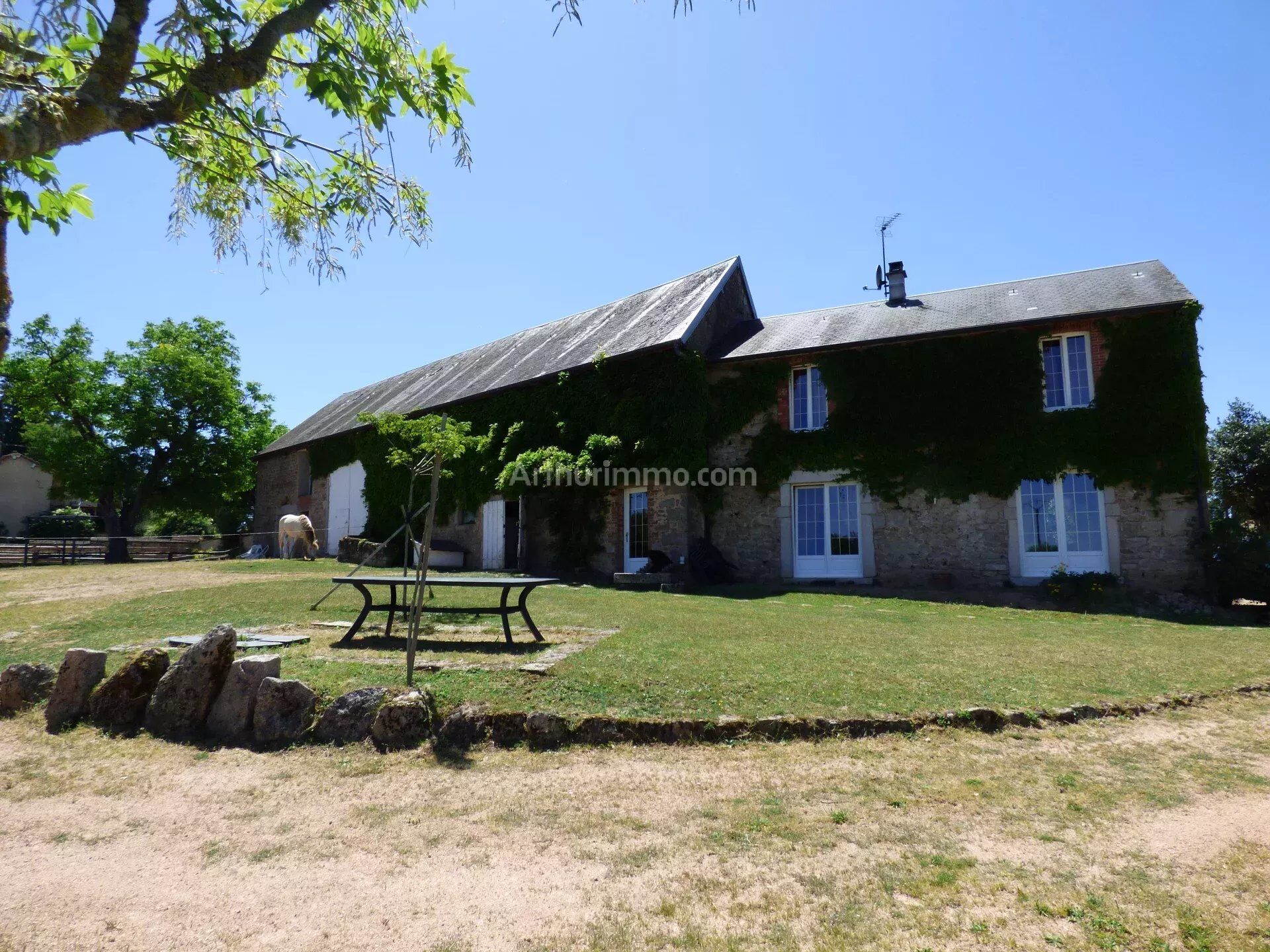 Maison 8 pièces 133 m² · à Semur-en-Auxois · 133 m² · 330 000 €