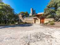 PAYS D'AIX EN PROVENCE - PORTES DU LUBERON - CHÂTEAU ET MAS 18èm — photo 2