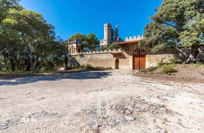 PAYS D'AIX EN PROVENCE - PORTES DU LUBERON - CHÂTEAU ET MAS 18èm — photo 2