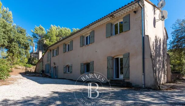Villa / Maison 10 pièces  à vendre Aix-en-Provence 13100