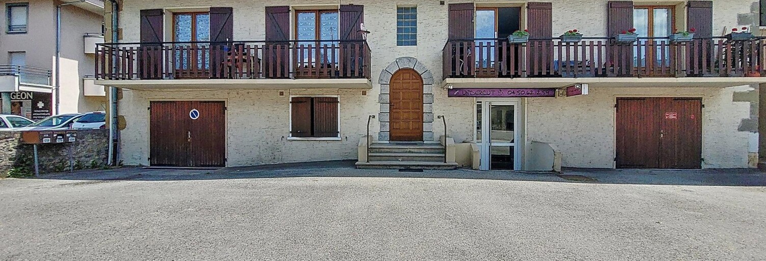 Immeuble  256 m² à vendre à Vallières-sur-Fier (74150)