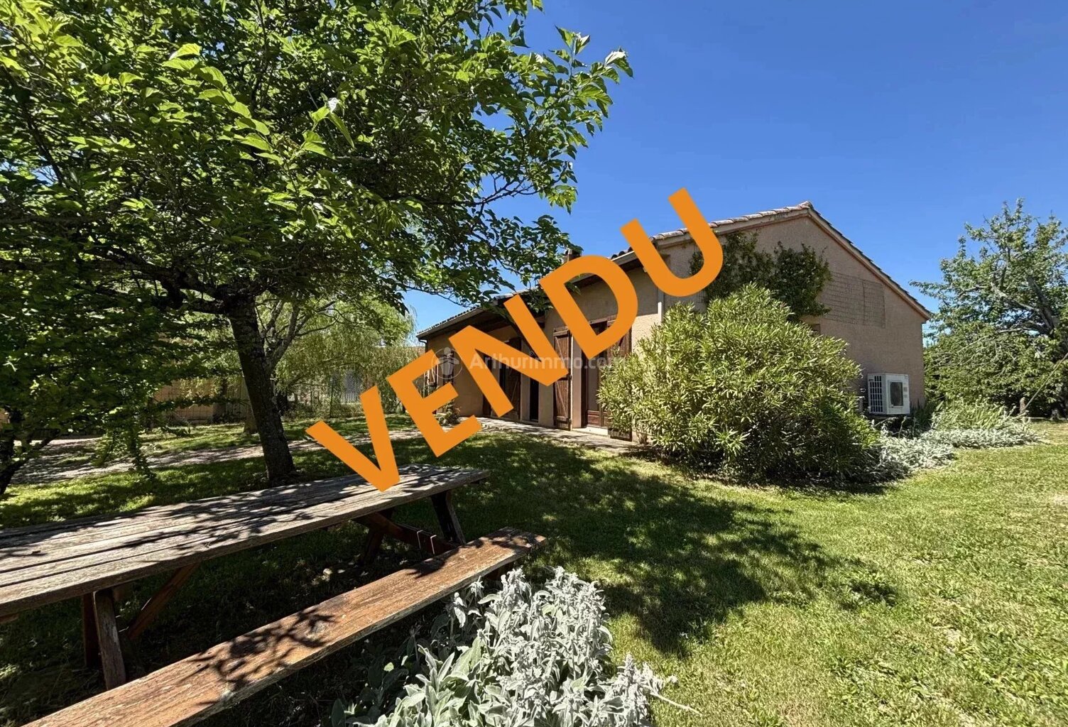Villa T3 bis sur terrain de 2235m² — photo 1
