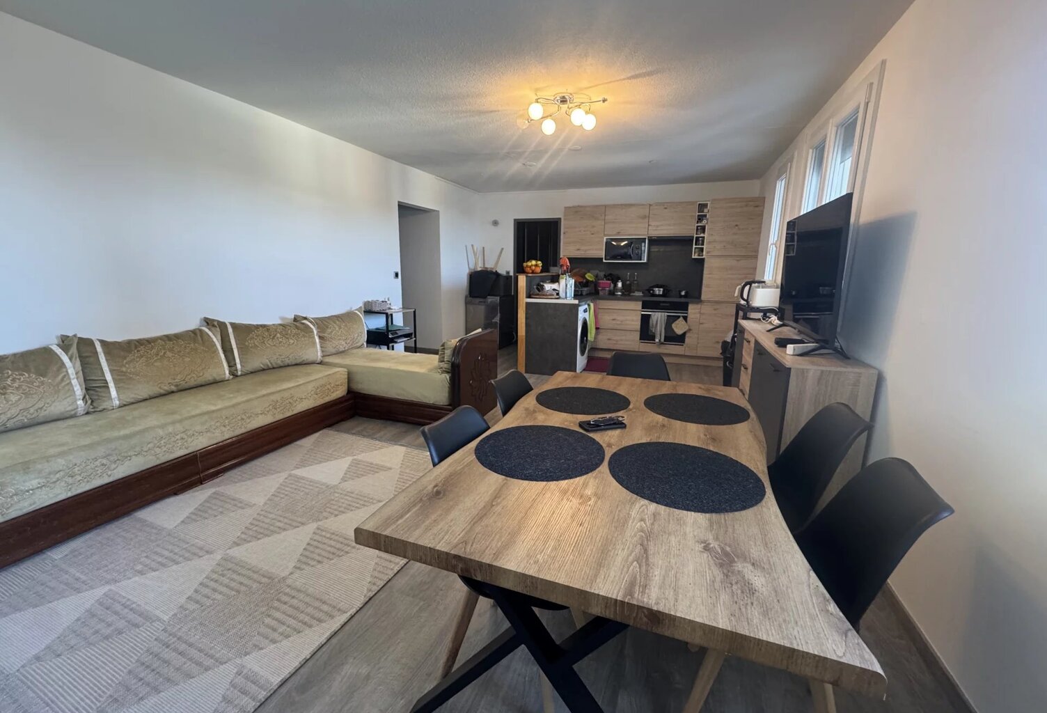 À vendre-A MONTPELLIER – Appartement 3 pièces avec vue panoramique – Secteur Lamartelle — photo 1