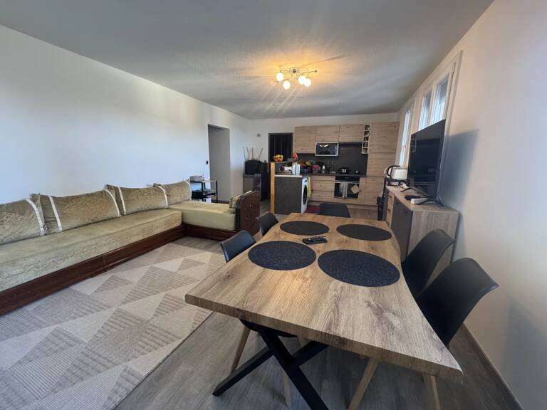 À vendre-A MONTPELLIER – Appartement 3 pièces avec vue panoramique – Secteur Lamartelle — photo 1