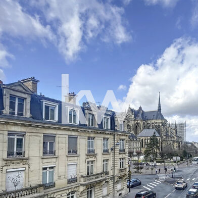 Appartement 6 pièces 399900 €