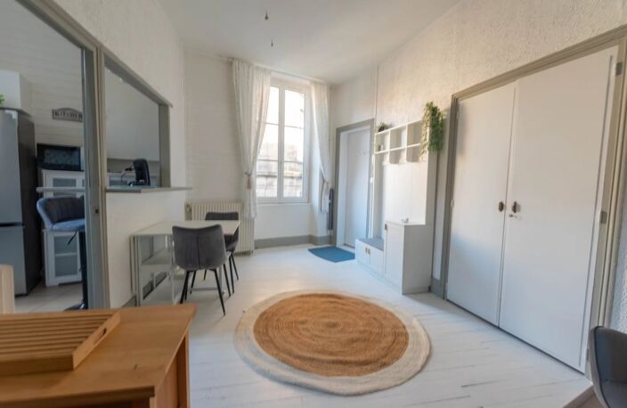 T2 place Delille — photo 2