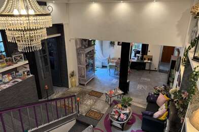 Appartement 8 pièces 329000 €