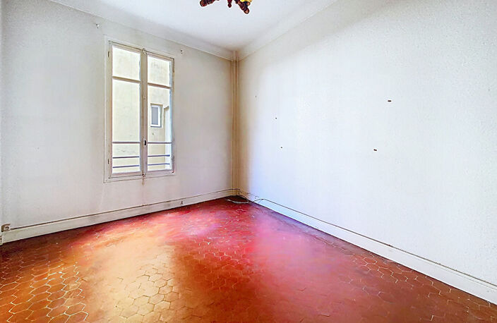 Nice Riquier. 3 pièces 65 m² avec cave, proche gare et port — photo 3
