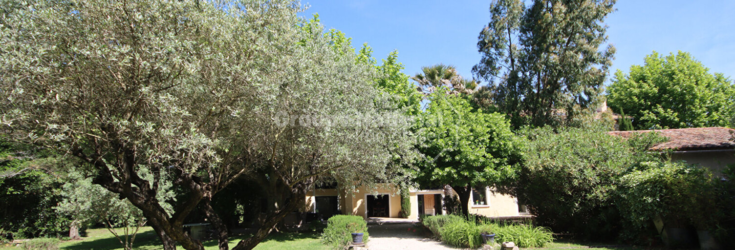 Maison 14 Pièces 460 m² à vendre à Monteux (84170)