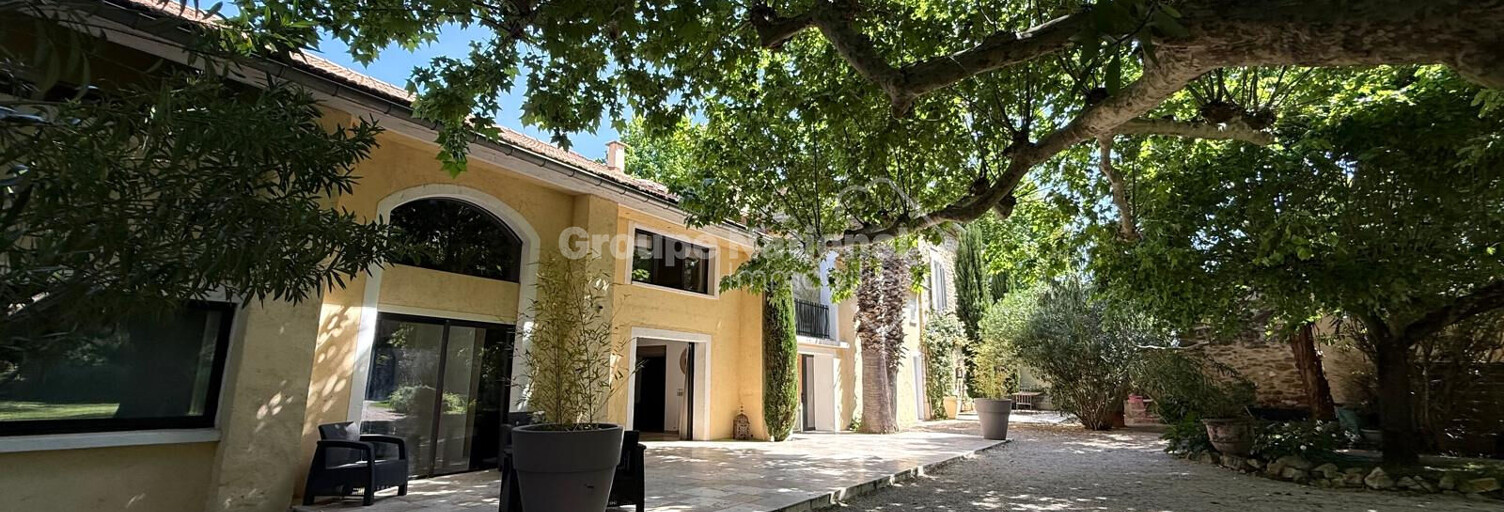 Maison 14 Pièces 460 m² à vendre à Monteux (84170)