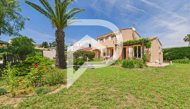 Villa / Maison 5 pièces  à vendre Hyères 83400