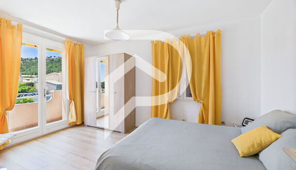 Villa / Maison 5 pièces  à vendre Hyères 83400